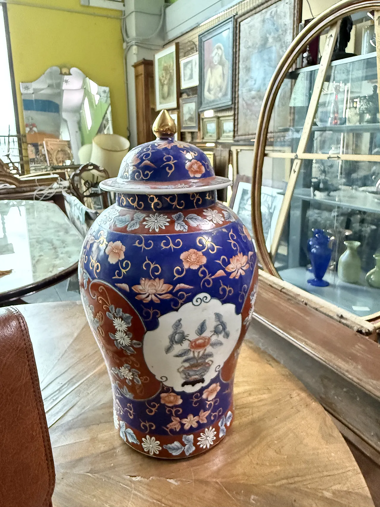 Japanese vase signed at the base, early 20th century 2