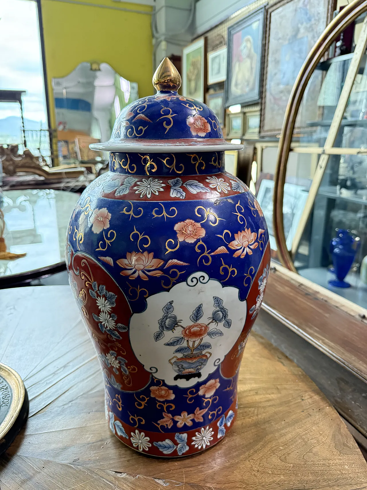 Japanese vase signed at the base, early 20th century 4