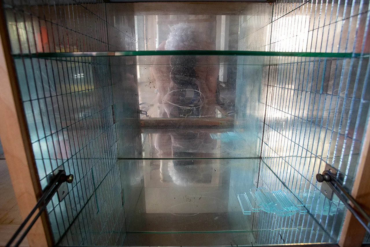 Credenza with limited bar room and mirrored front, 1940s 8