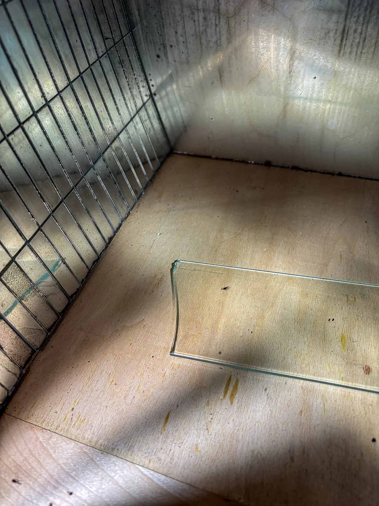 Credenza with limited bar room and mirrored front, 1940s 15
