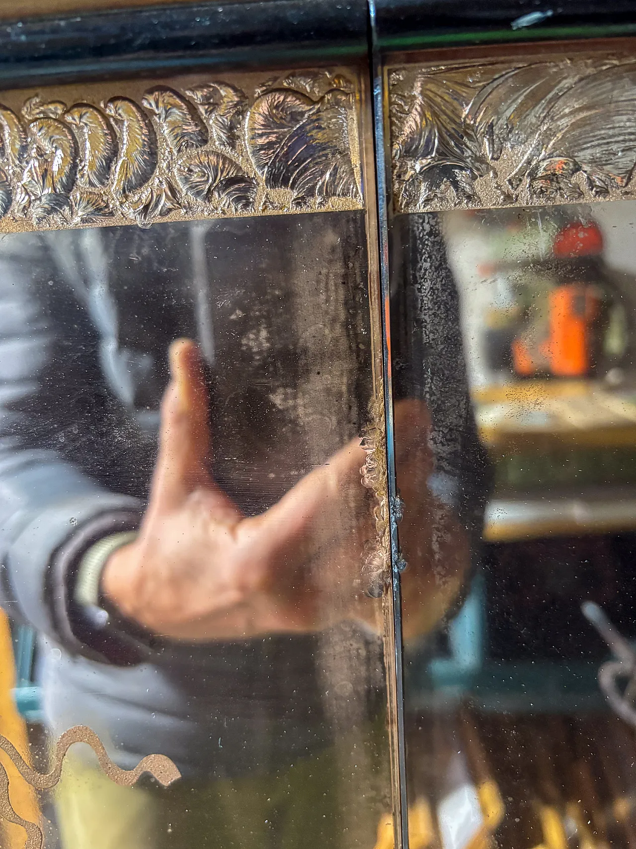 Credenza with limited bar room and mirrored front, 1940s 26