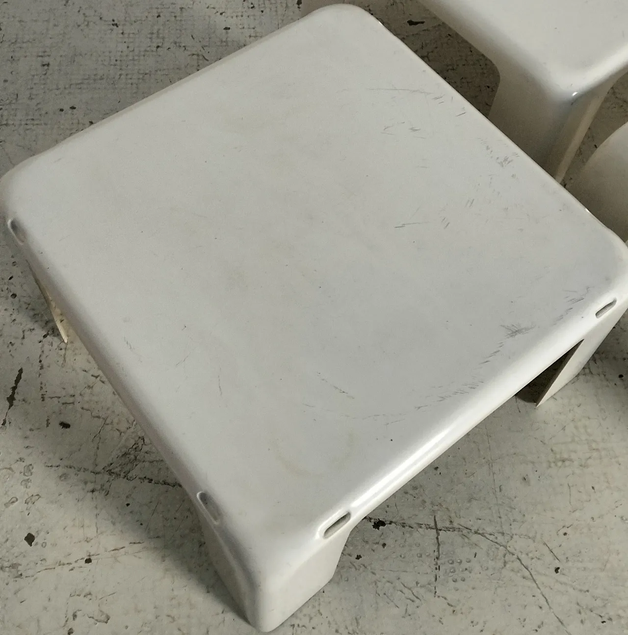 4 tavolini impilabili “I 4 gatti” di M.Bellini-C&B Italia, anni '70 8