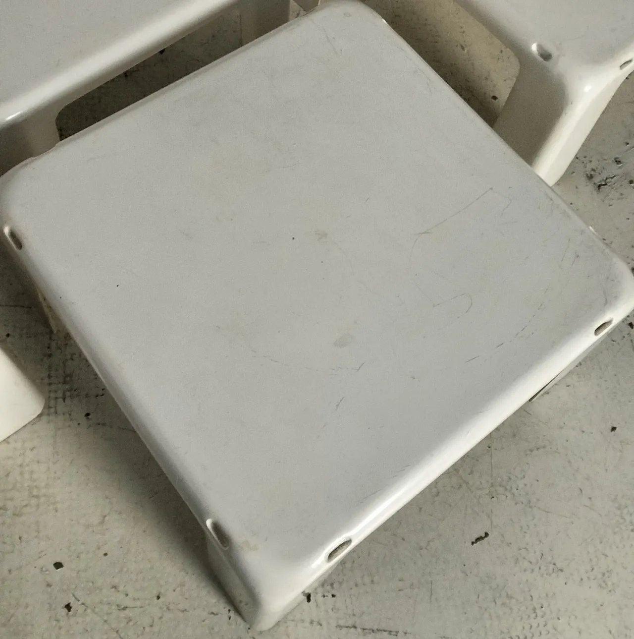 4 tavolini impilabili “I 4 gatti” di M.Bellini-C&B Italia, anni '70 9