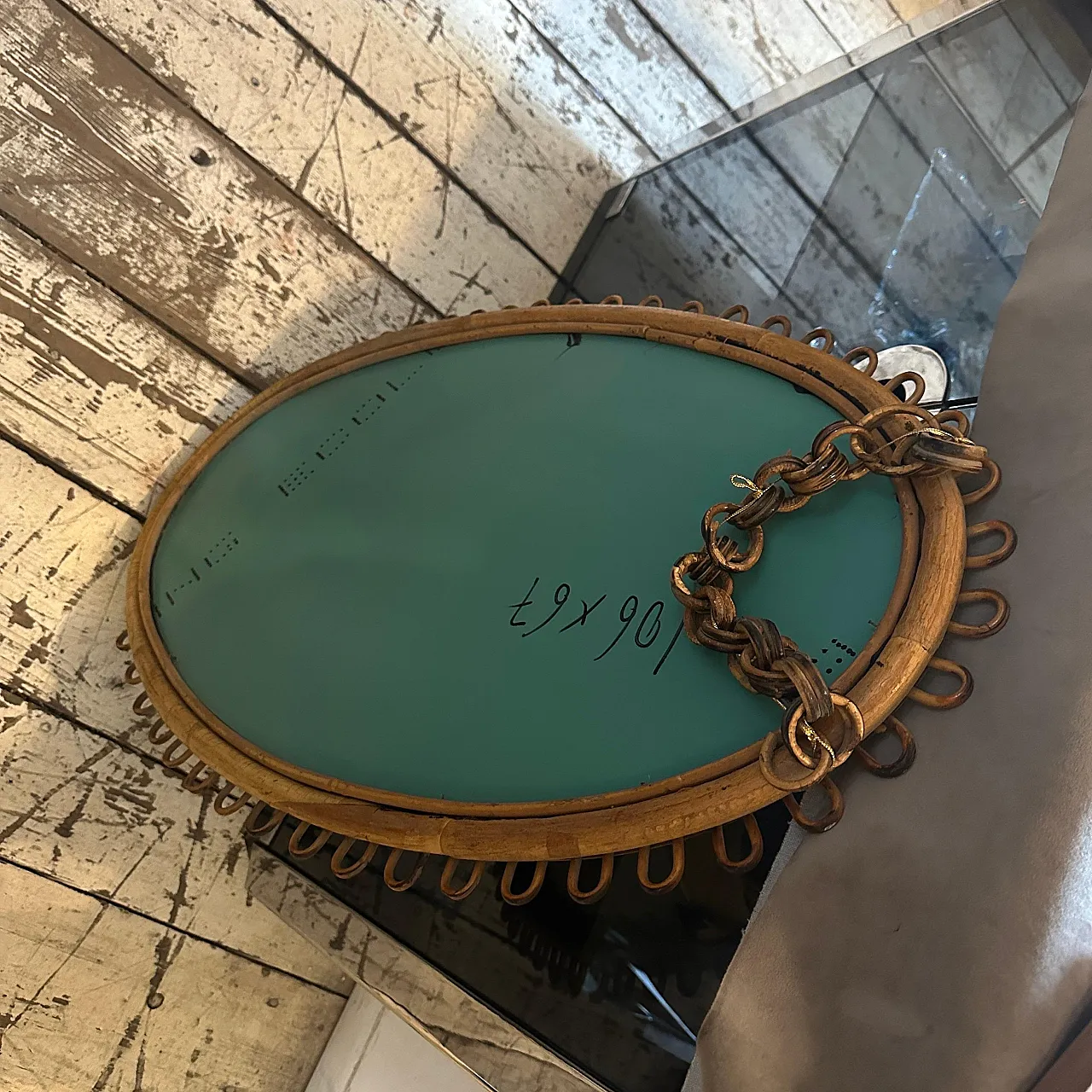 Specchio da parete ovale in bambù di Bonacina, anni '70 7