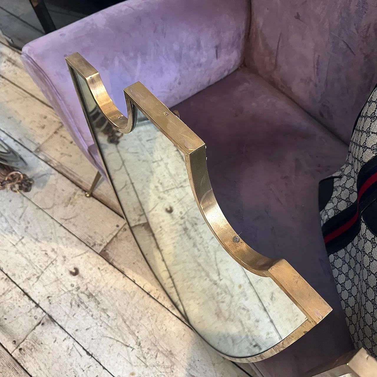 Coppia di specchi a scudo in ottone in stile Gio Ponti, anni '50 7