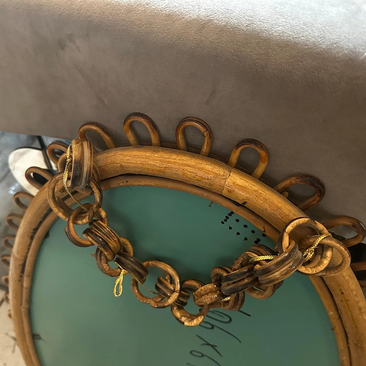 Specchio da parete ovale in bambù di Bonacina, anni '70 8