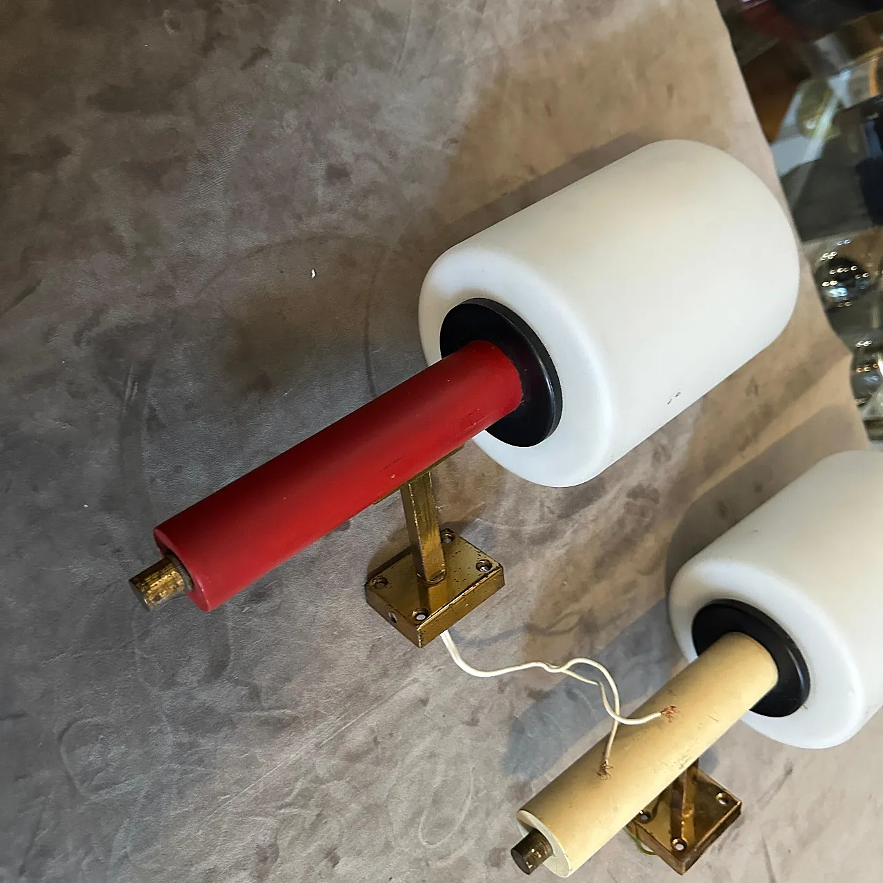 Coppia di applique in ottone in stile Stilnovo, anni '60 3