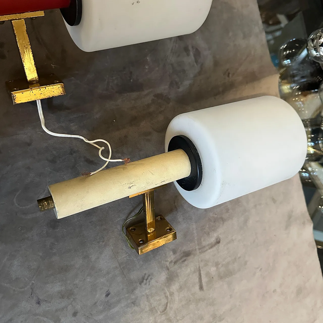 Coppia di applique in ottone in stile Stilnovo, anni '60 6