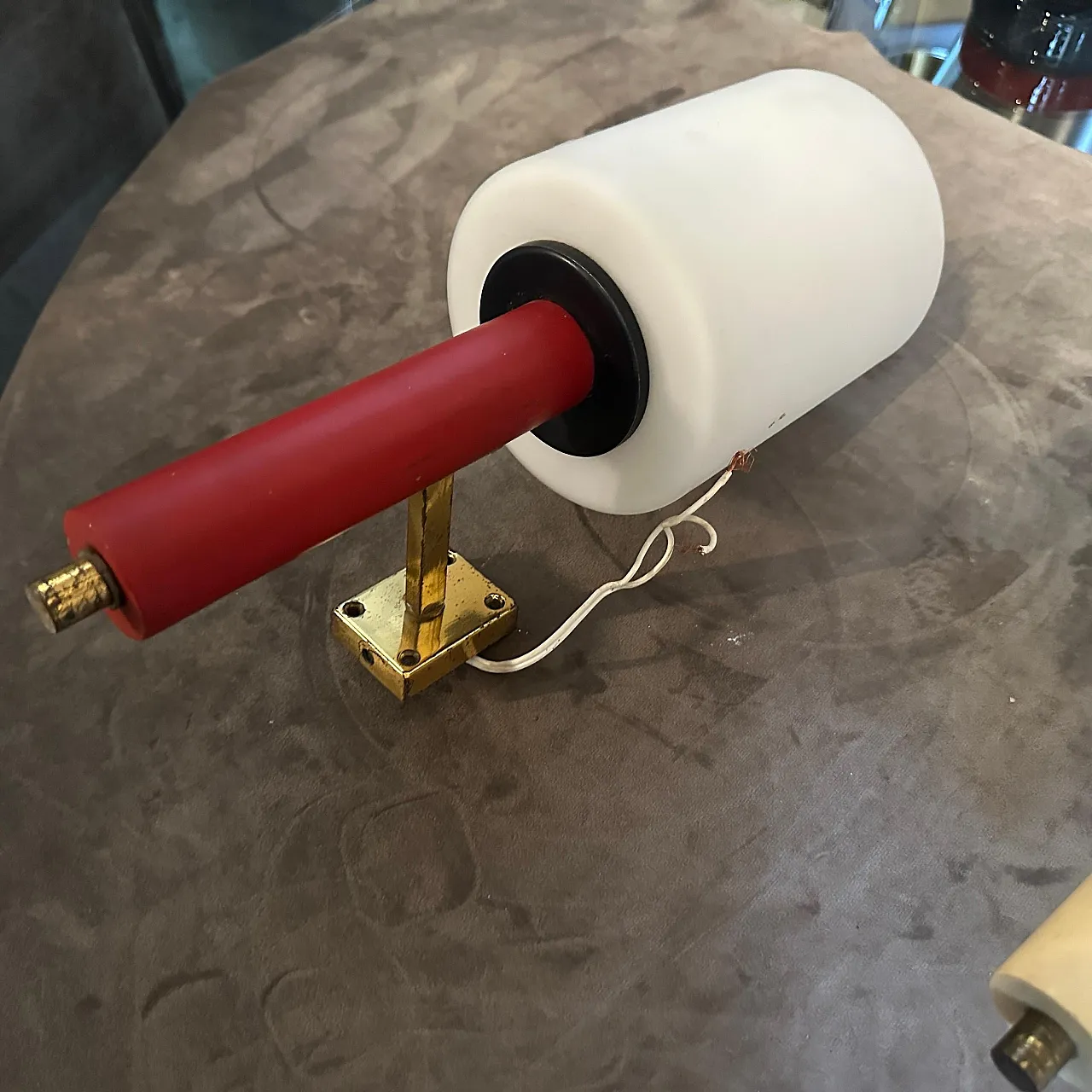 Coppia di applique in ottone in stile Stilnovo, anni '60 8