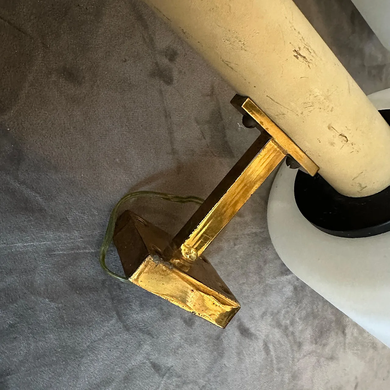 Coppia di applique in ottone in stile Stilnovo, anni '60 11