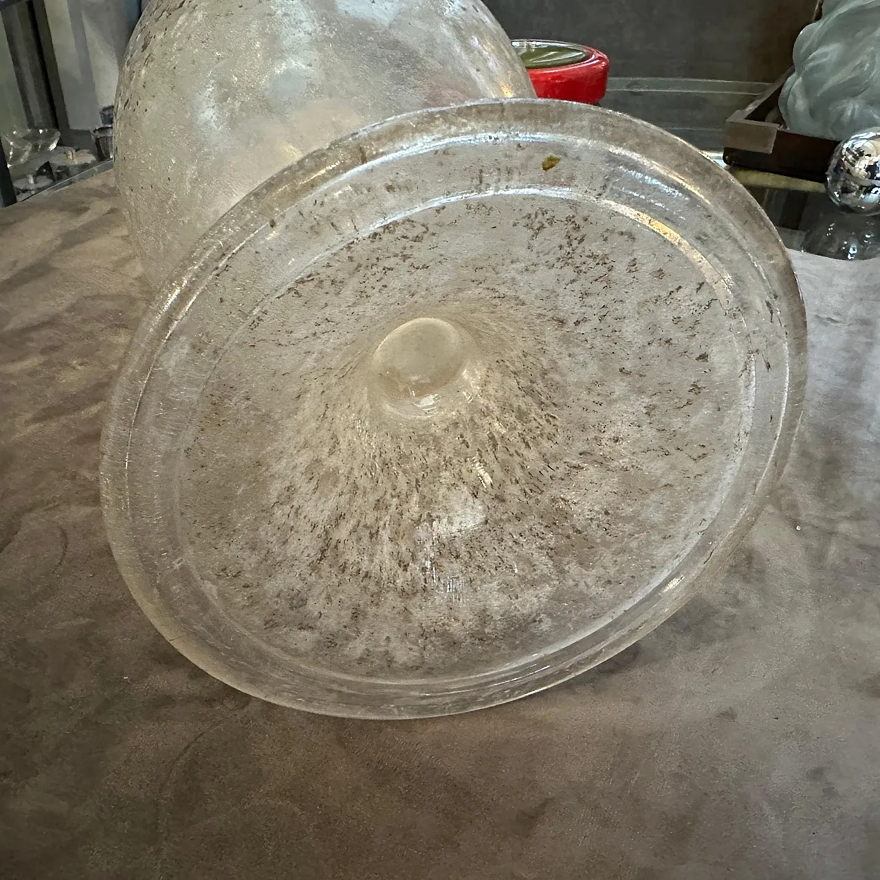 Tall amphora-shaped Murano glass vase by Seguso, 1970s 13