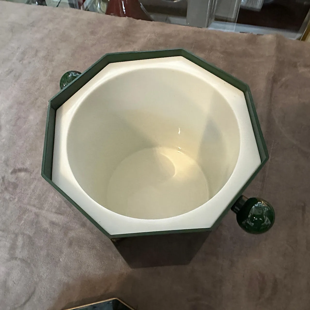 Secchiello per ghiaccio in finta malachite, lucite e ottone, anni '70 8