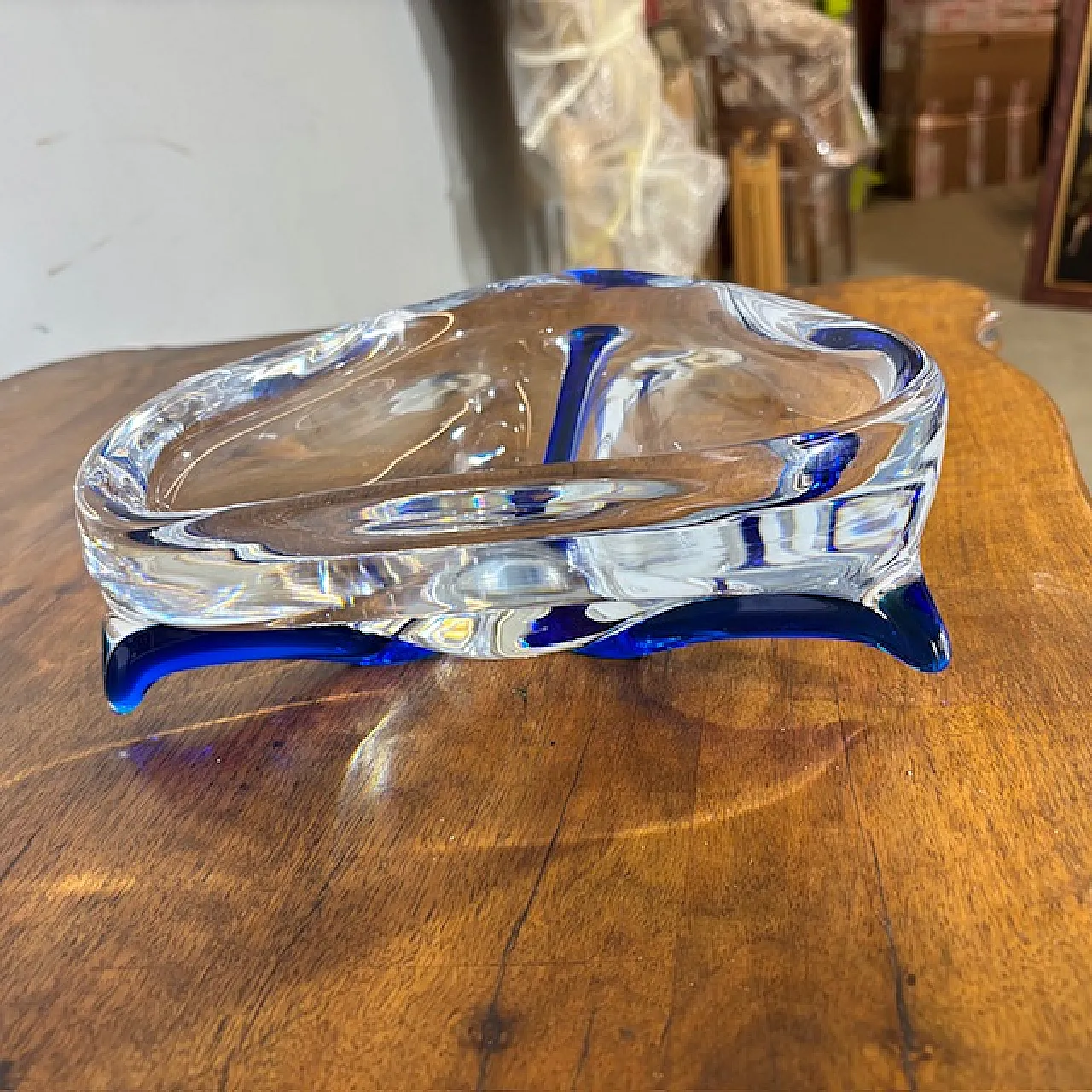 Centrotavola Murano trasparente e blu firmato alla base, 1970 8