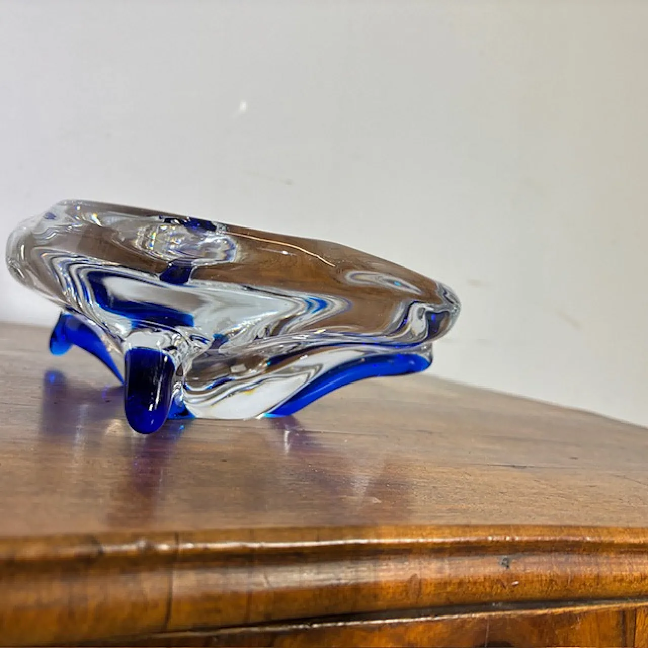 Centrotavola Murano trasparente e blu firmato alla base, 1970 9