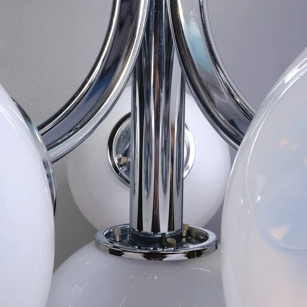 Lampadario da soffitto in metallo cromato e vetro di Murano, anni '70 20