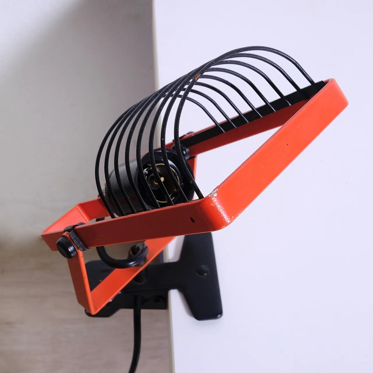 Lampada a pinza Ernesto Gismondi per Artemide, fine '900 10