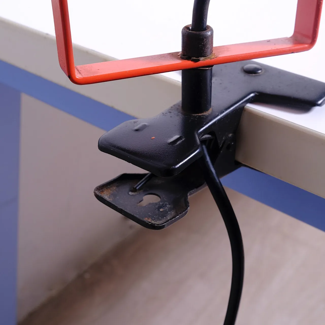 Lampada a pinza Ernesto Gismondi per Artemide, fine '900 14