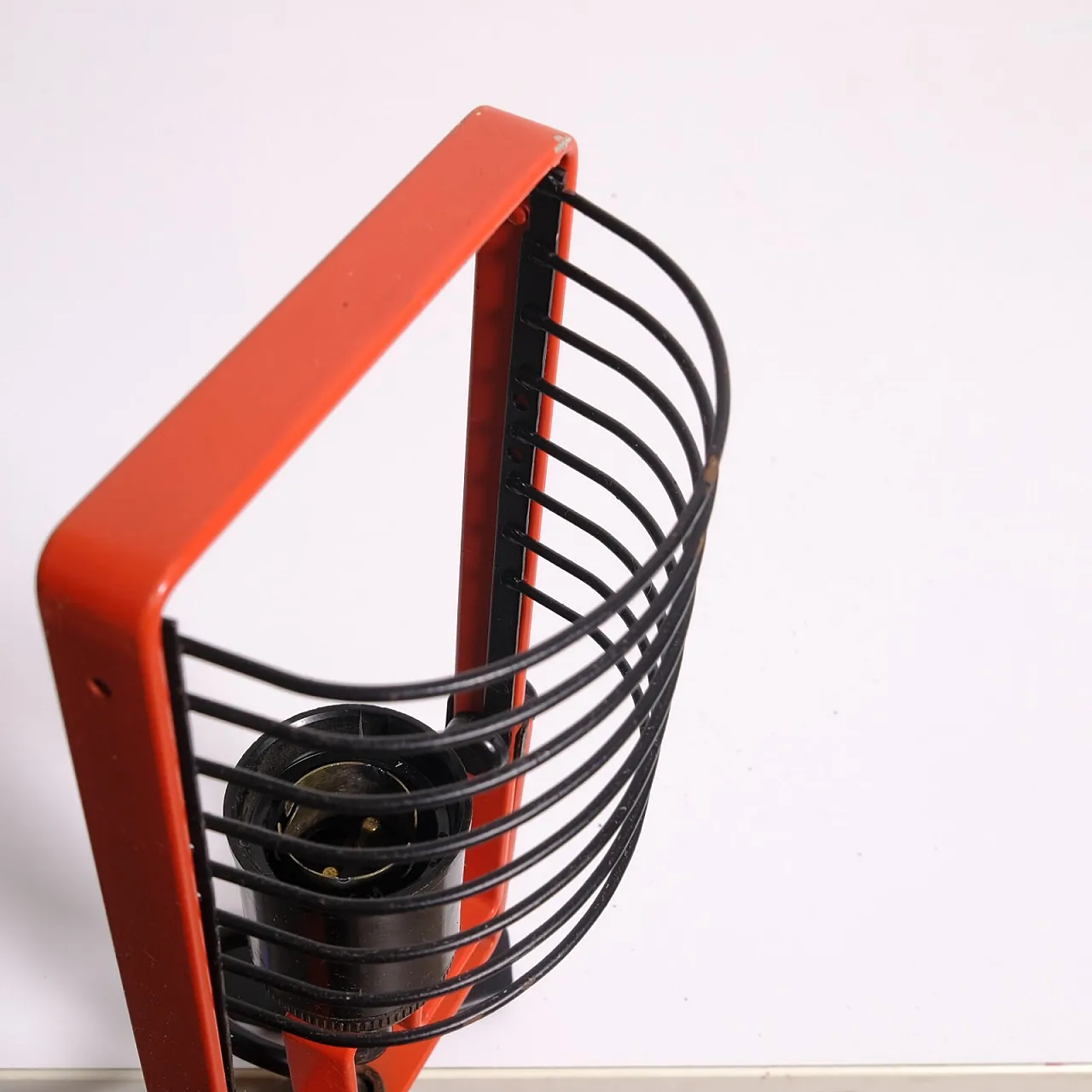 Lampada a pinza Ernesto Gismondi per Artemide, fine '900 17