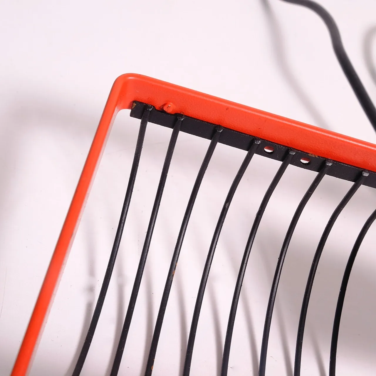 Lampada a pinza Ernesto Gismondi per Artemide, fine '900 19