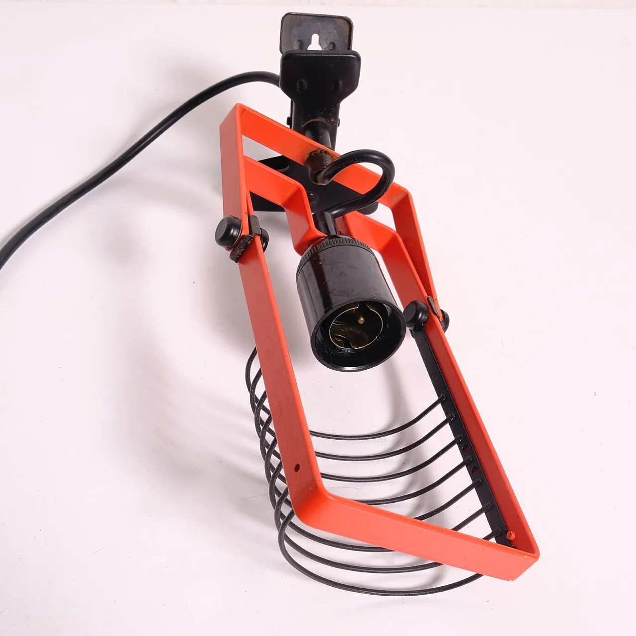 Lampada a pinza Ernesto Gismondi per Artemide, fine '900 20