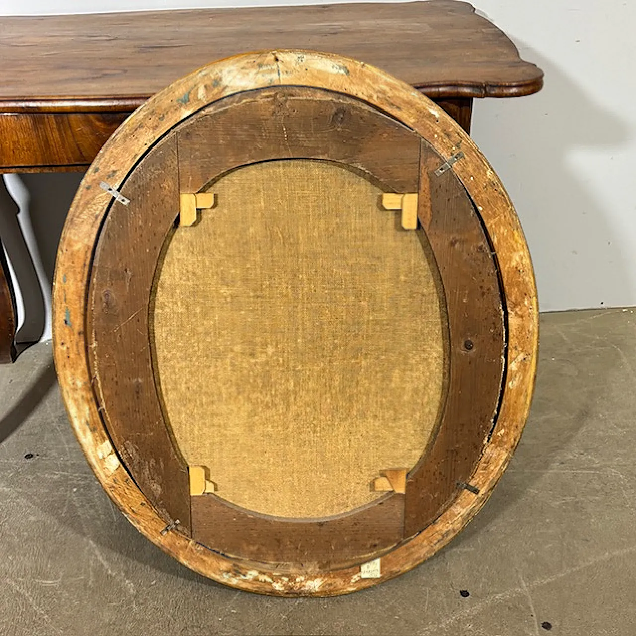 Oil painting on oval canvas Jesus and Cyreneo, 18th century 12