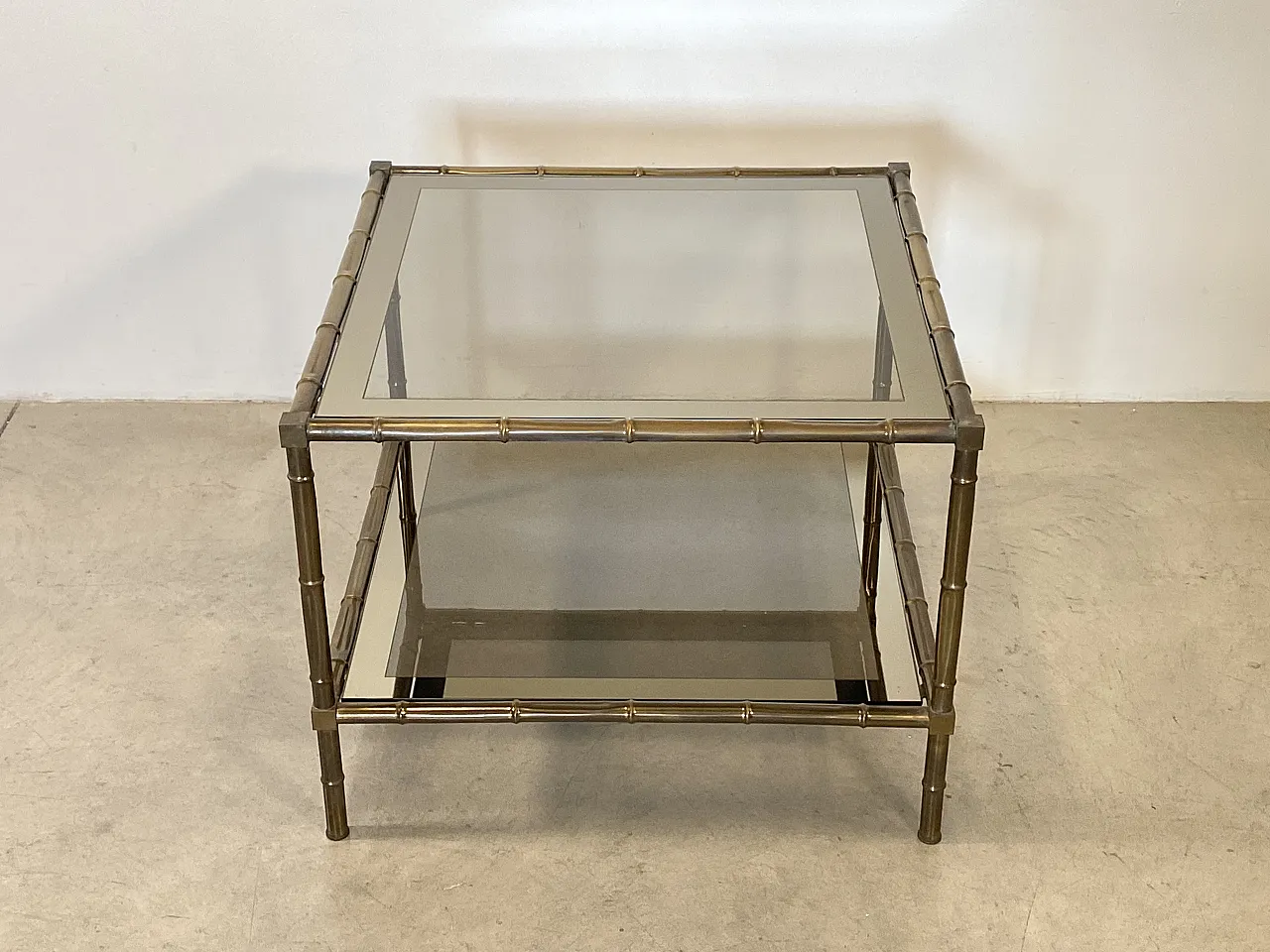 Square table in fake bamboo fake 70s 10