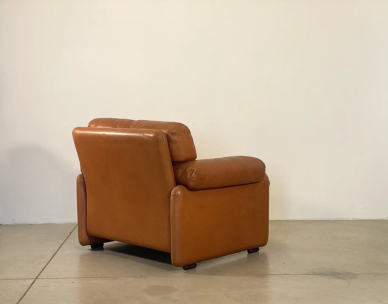 Poltrona con pouf mod. Coronado di Tobia Scarpa per B&B anni 70 4