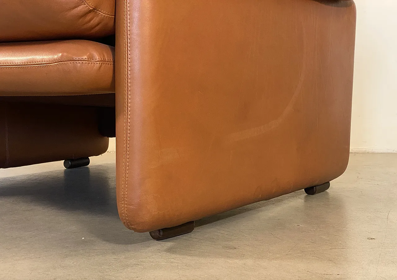 Poltrona con pouf mod. Coronado di Tobia Scarpa per B&B anni 70 22