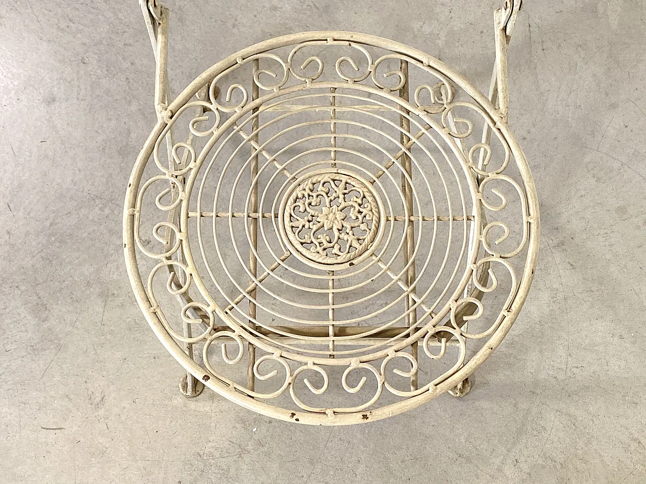 Set da giardino con 4 sedie pieghevoli e un tavolino anni '70 14