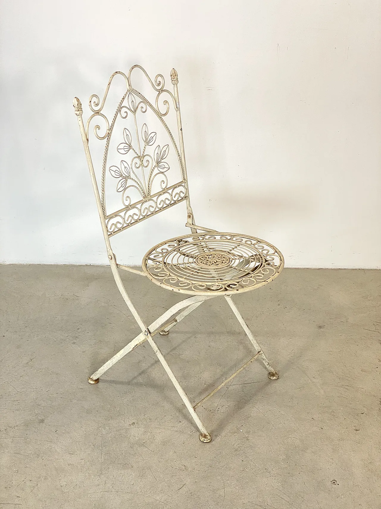 Set da giardino con 4 sedie pieghevoli e un tavolino anni '70 15