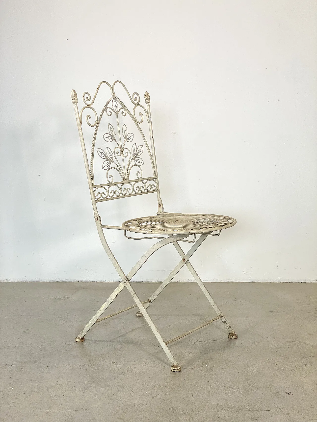 Set da giardino con 4 sedie pieghevoli e un tavolino anni '70 16