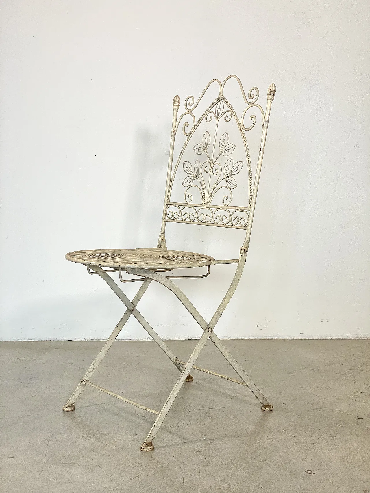 Set da giardino con 4 sedie pieghevoli e un tavolino anni '70 20