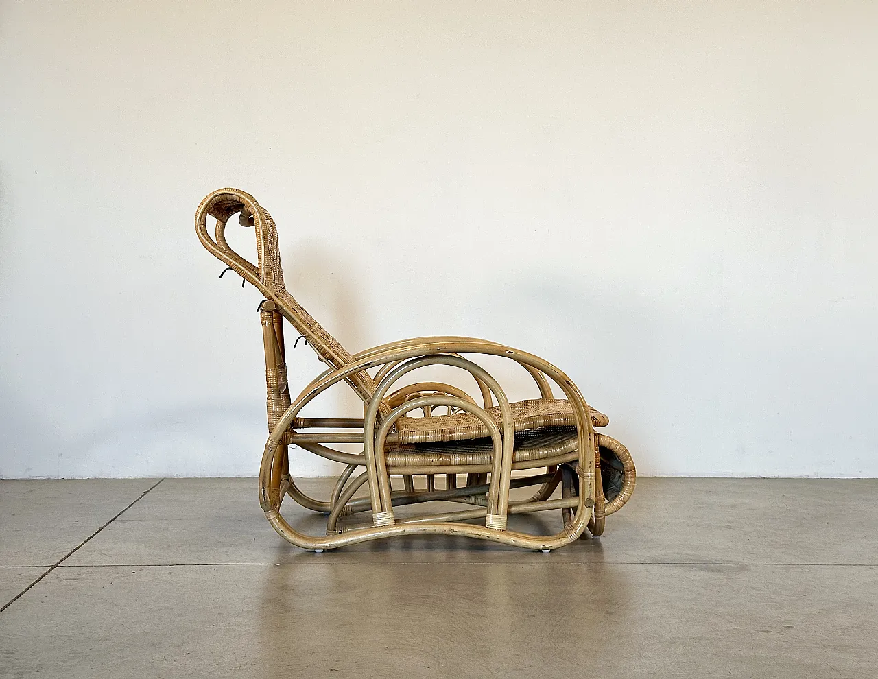 Coppia di chaises longue in bambù anni '80 8