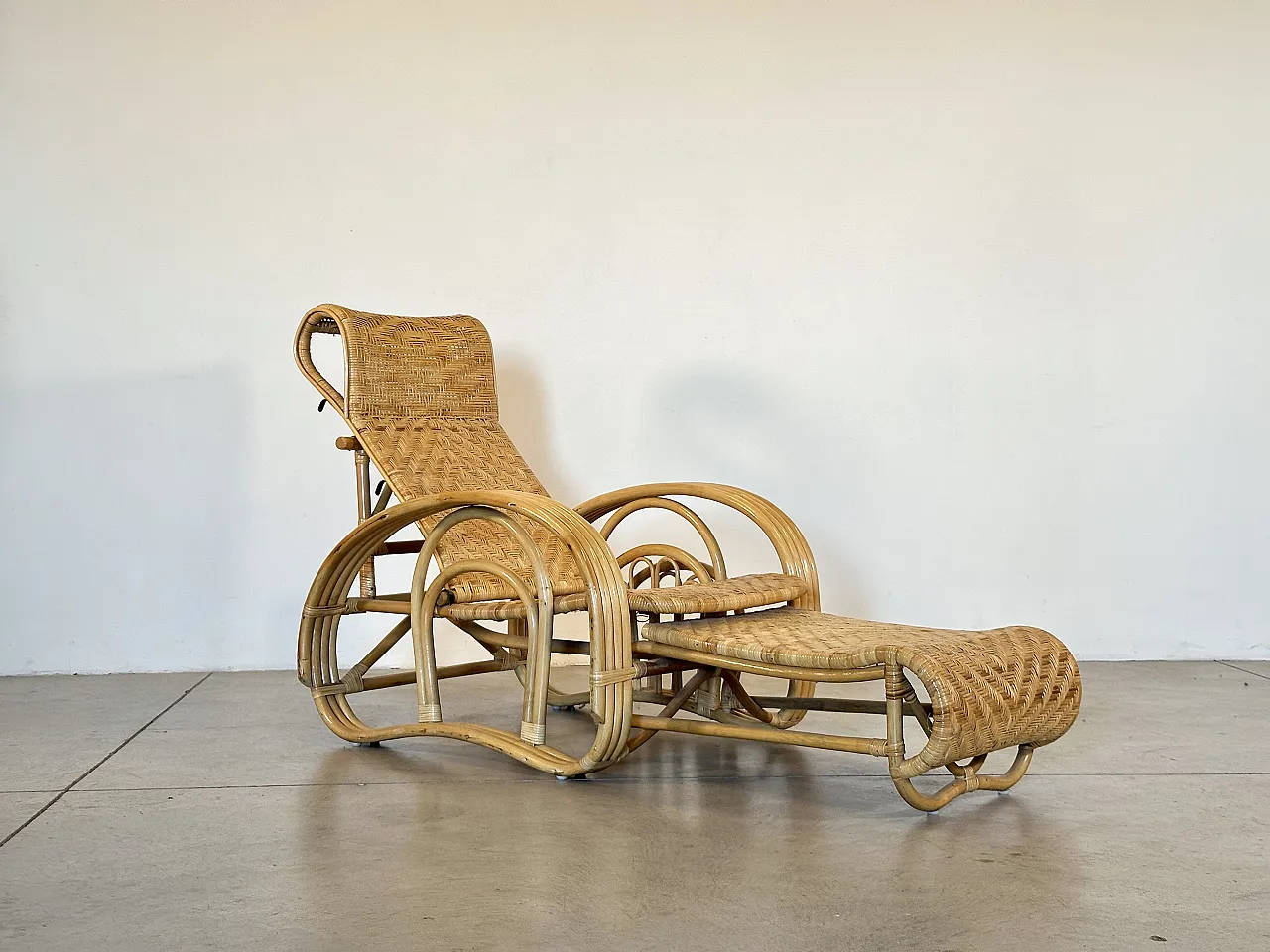 Coppia di chaises longue in bambù anni '80 9