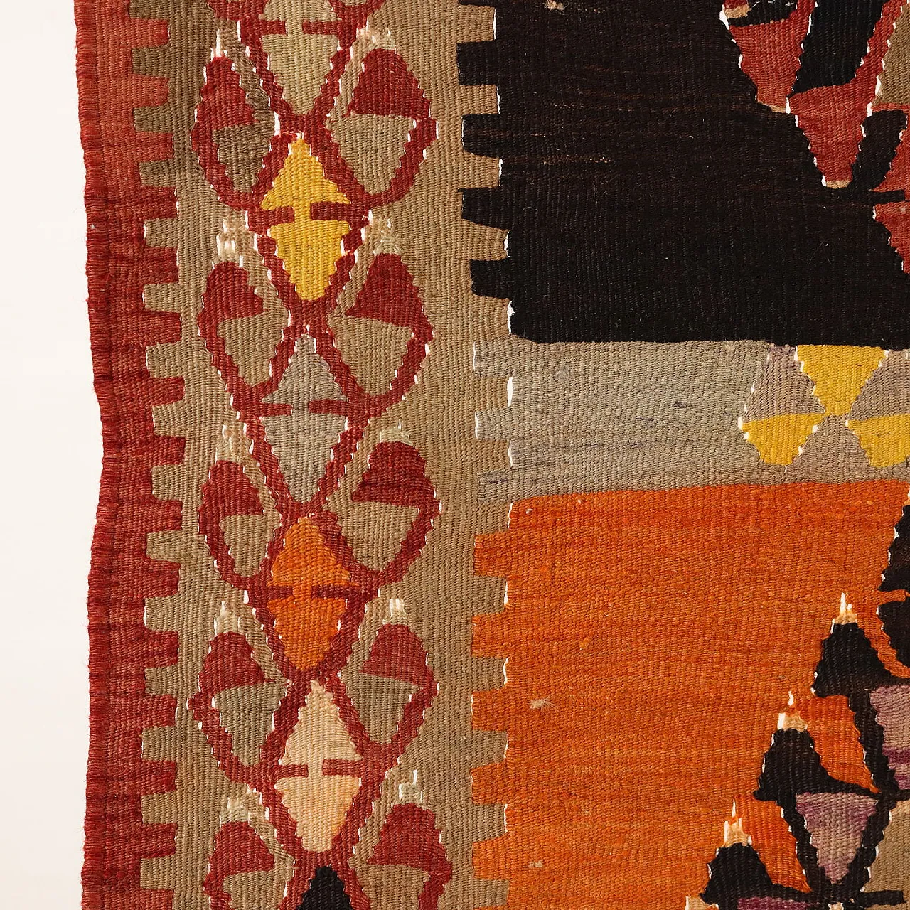 Thin knot Kilim rug in brown and orange wool 5