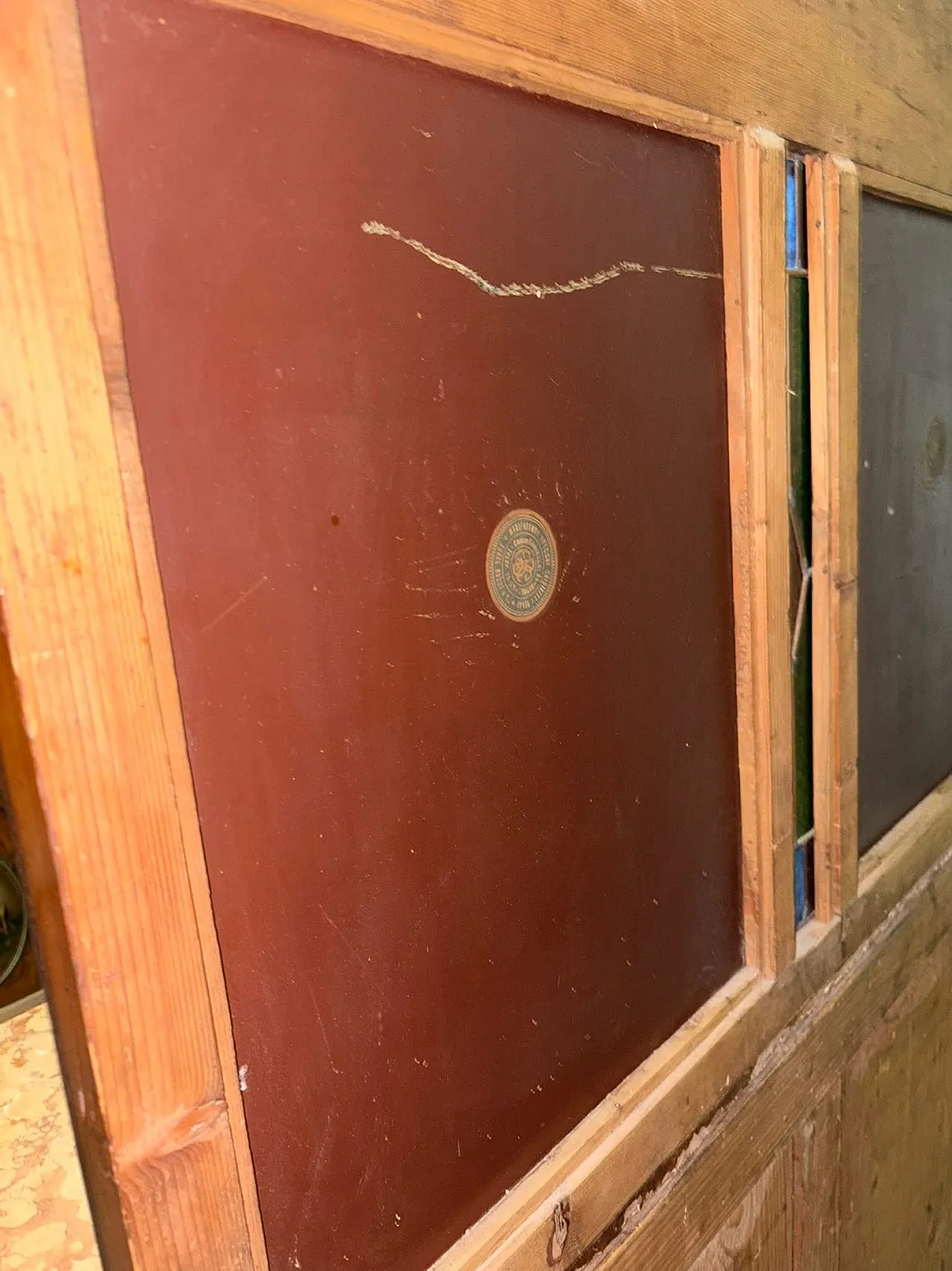 Como with mirror, early 20th century 8