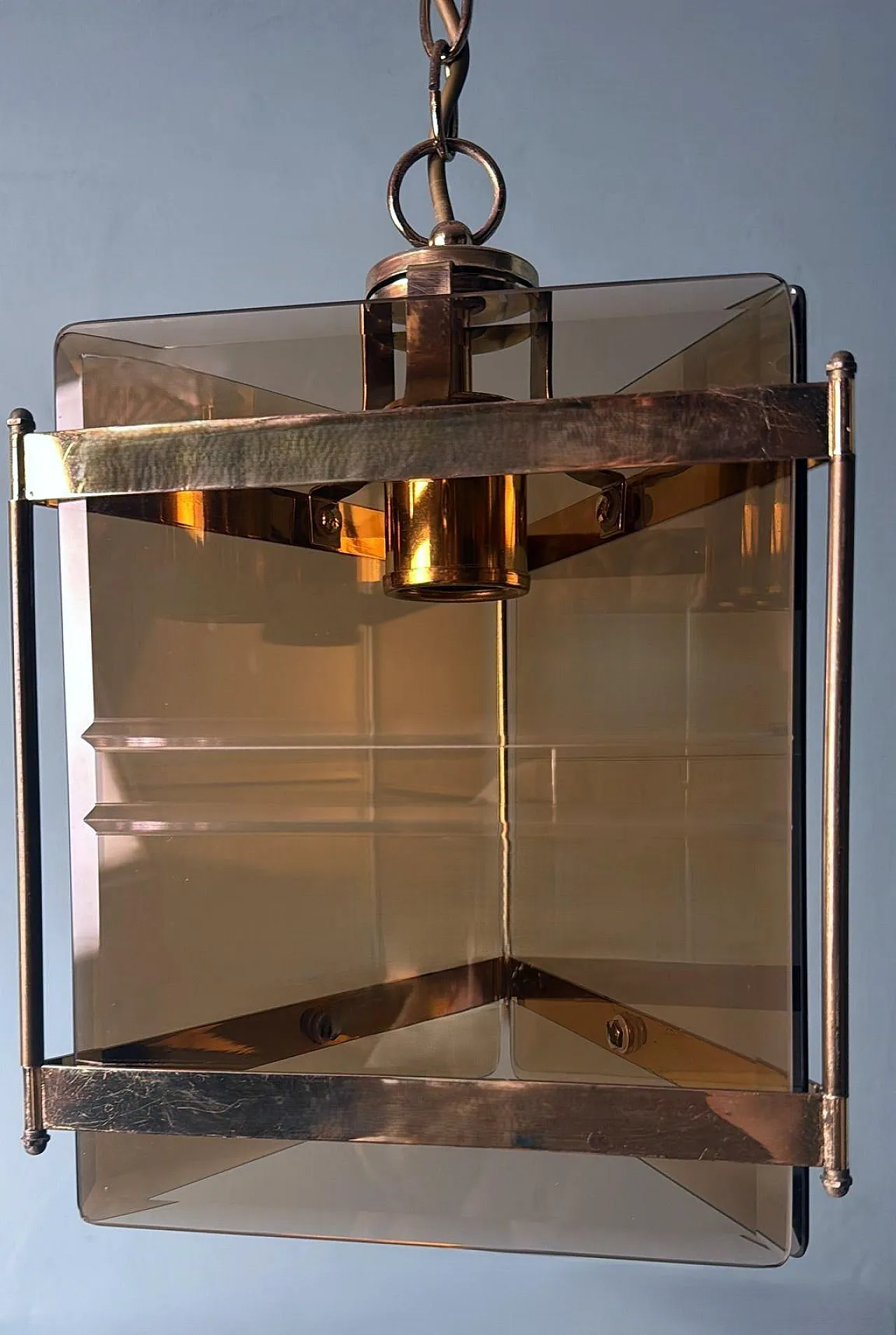 Lampadario in ottone con vetro smerigliato fumé di Sciolari, anni '70 6