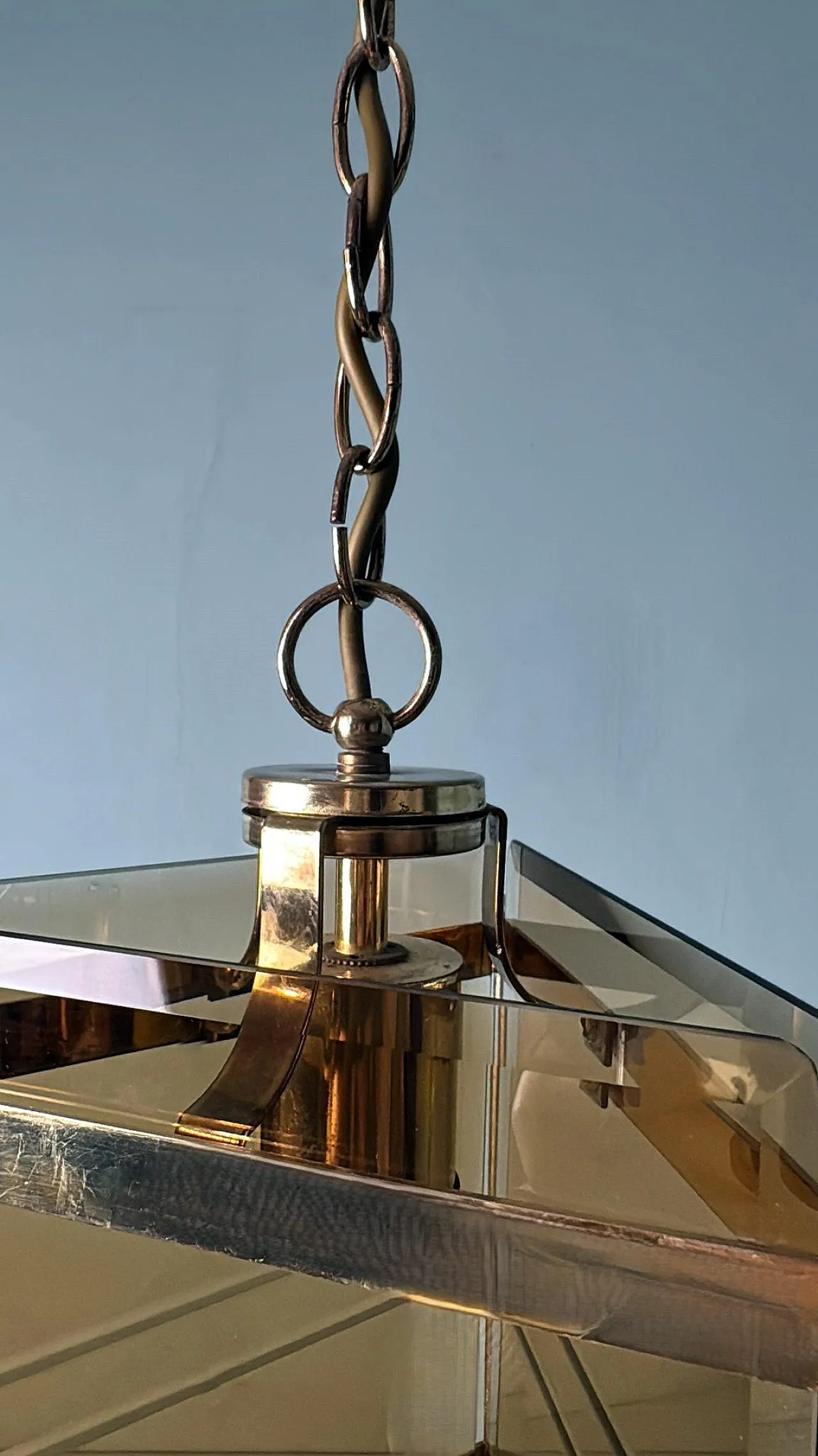 Lampadario in ottone con vetro smerigliato fumé di Sciolari, anni '70 14