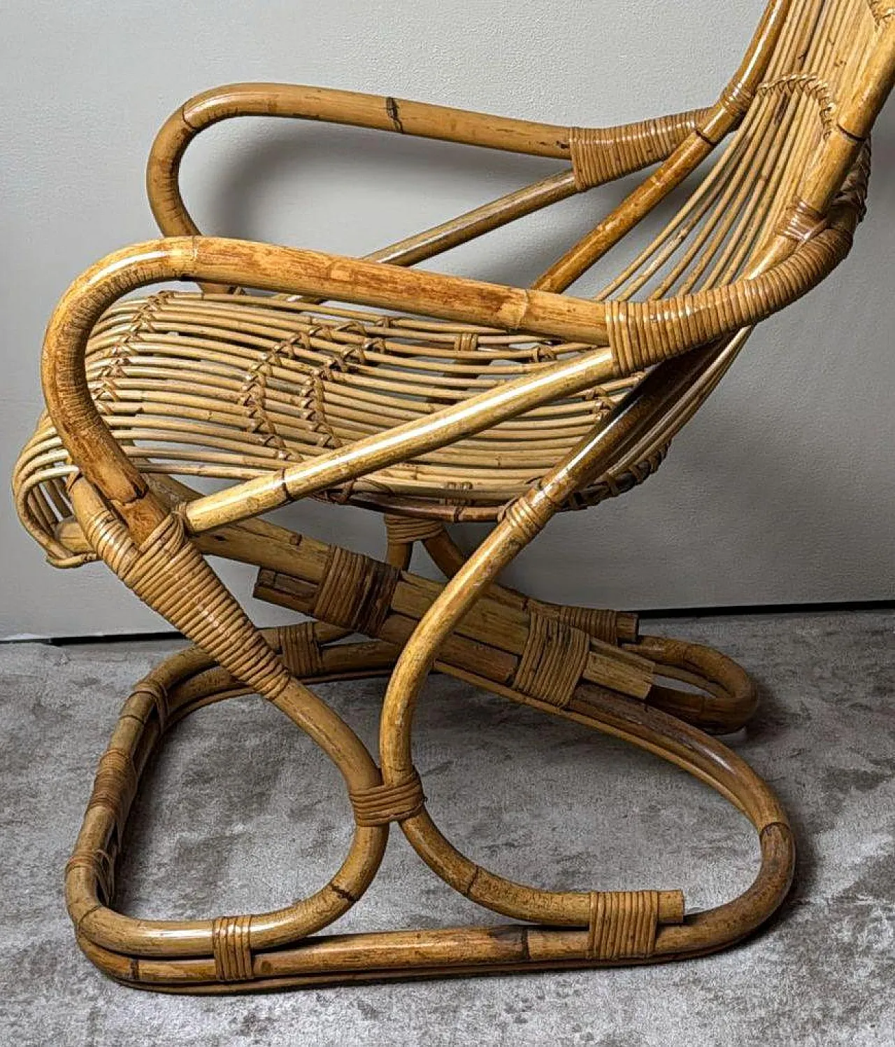 Poltrona a doghe in vimini e bambù in stile rustico, anni '60 11