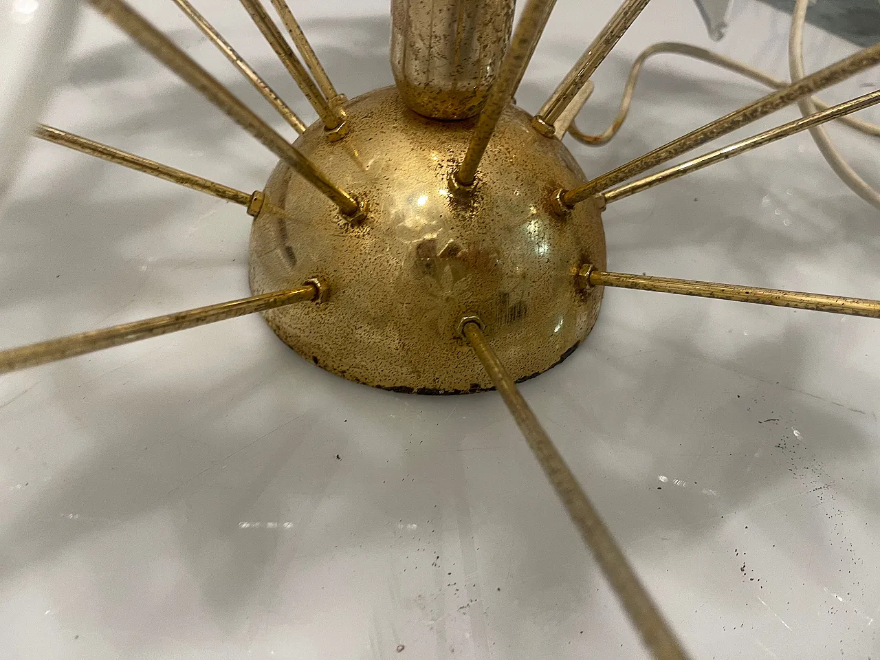 White Murano Flower and Brass Table Lamp, 1970s 7