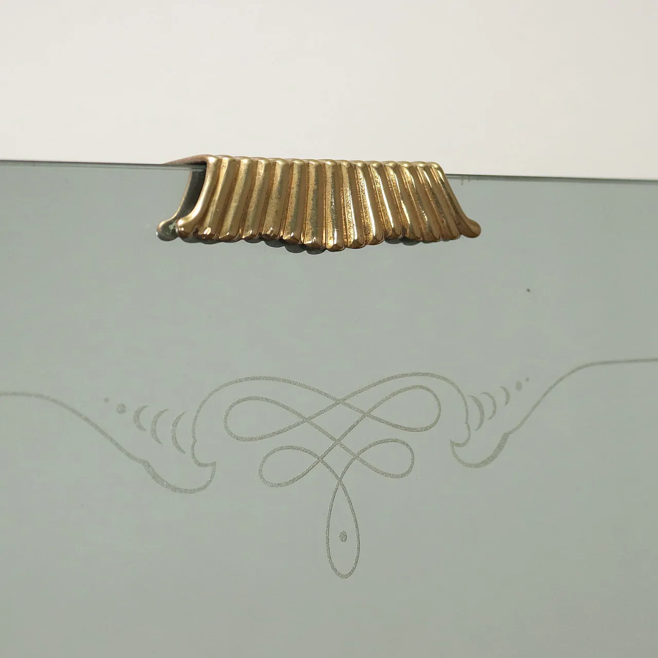 Comò impiallacciato bois de rose con specchio e gambe in faggio tinto, anni '50 5