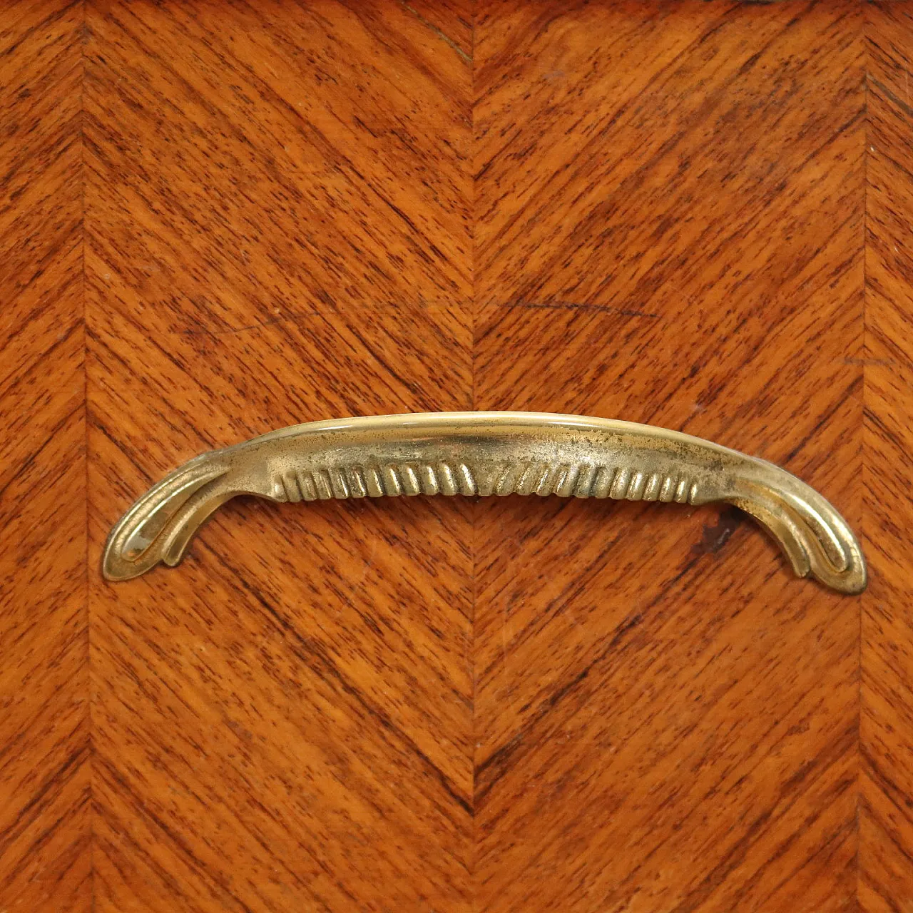 Comò impiallacciato bois de rose con specchio e gambe in faggio tinto, anni '50 9