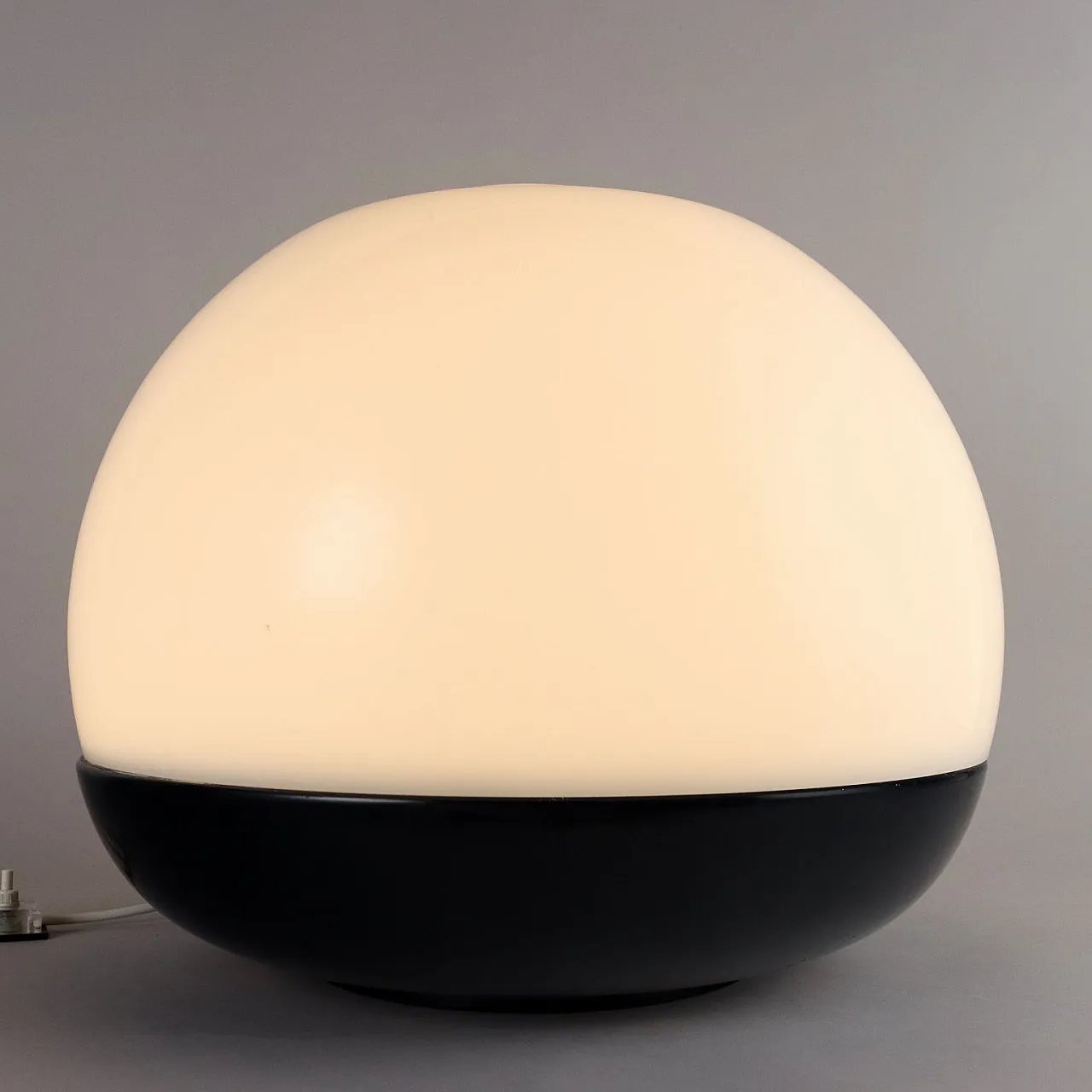 Platea table lamp by Ferrari & Tartaglino for Artemide, 1960s 5