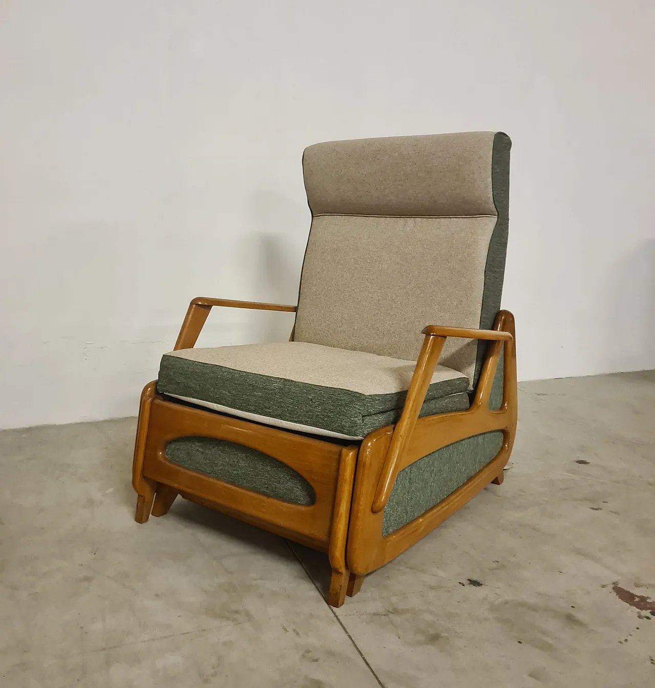 Pair of the French manufacturing armchairs 1950s 4