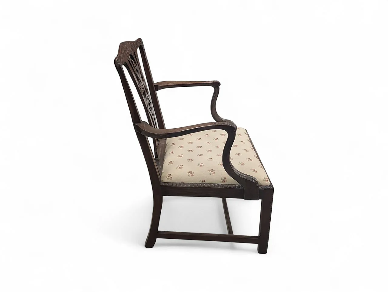 Poltroncina in legno di noce e tessuto in stile fine XVIII secolo 3