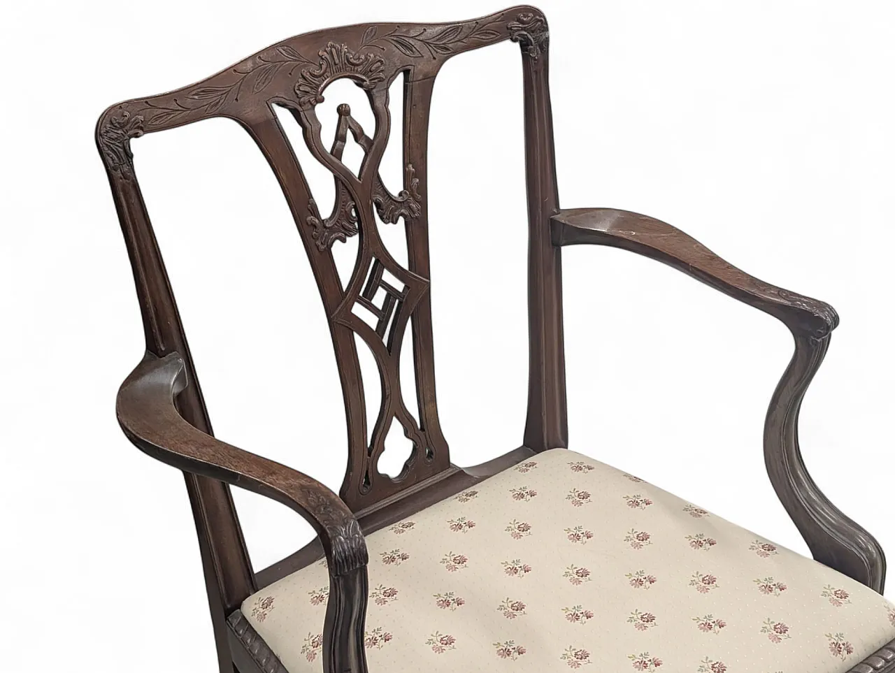 Poltroncina in legno di noce e tessuto in stile fine XVIII secolo 4