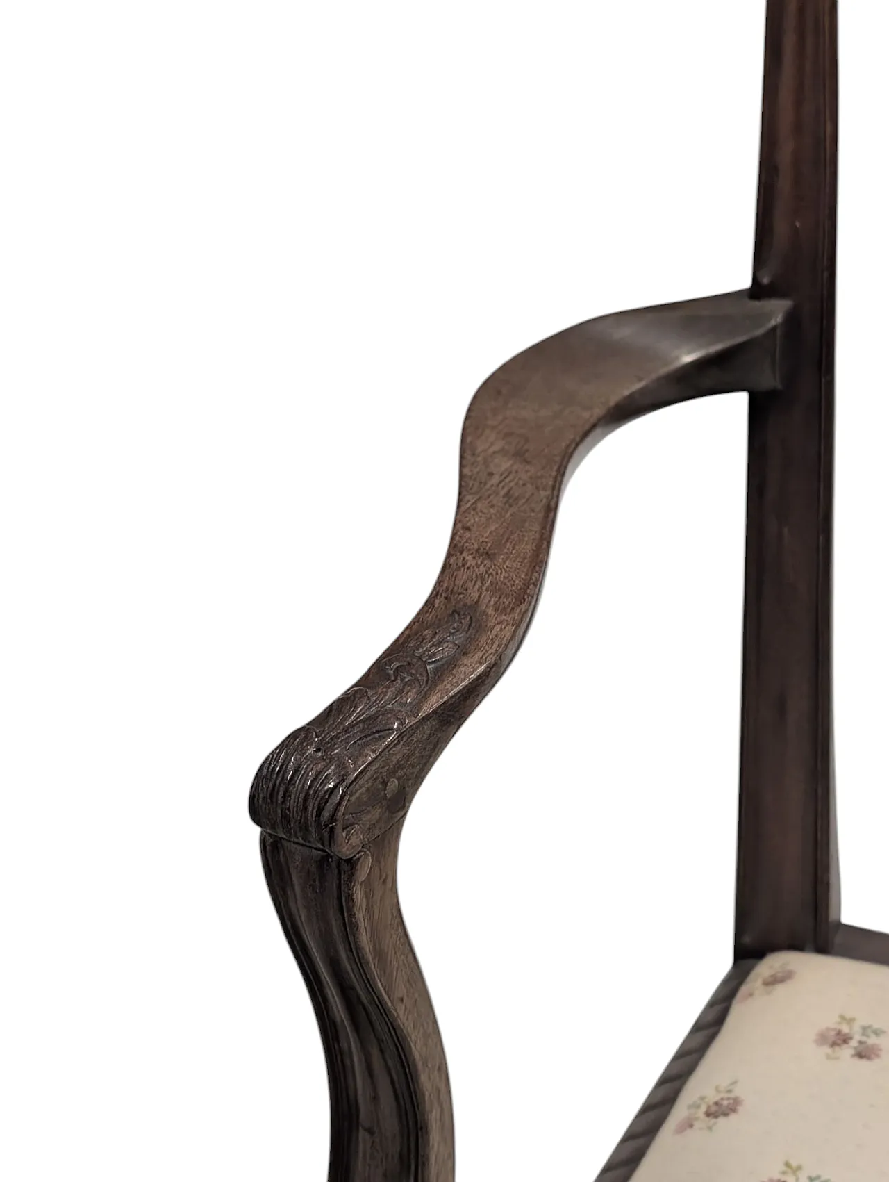 Poltroncina in legno di noce e tessuto in stile fine XVIII secolo 7