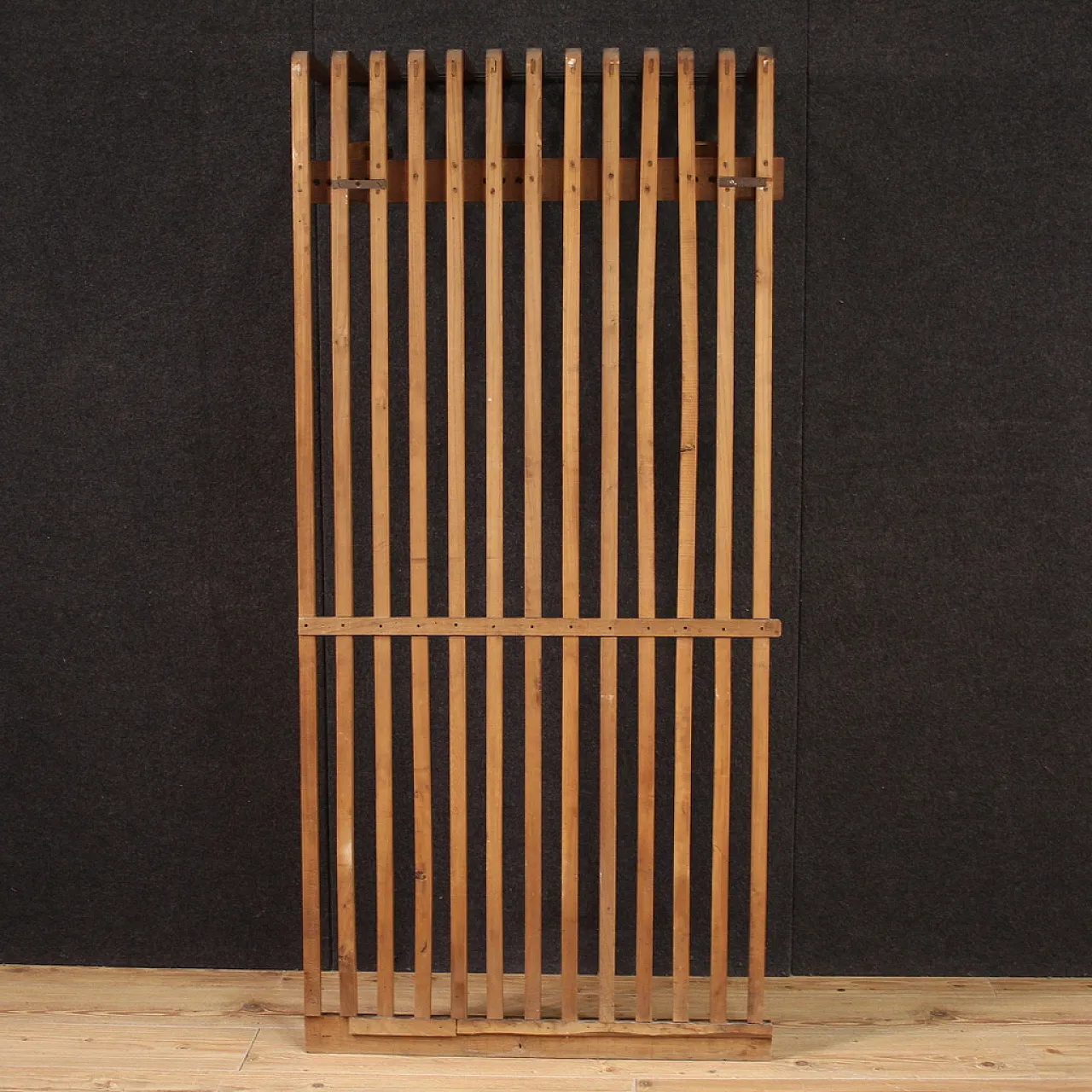 Appendiabiti da muro a stecche design anni '60 12