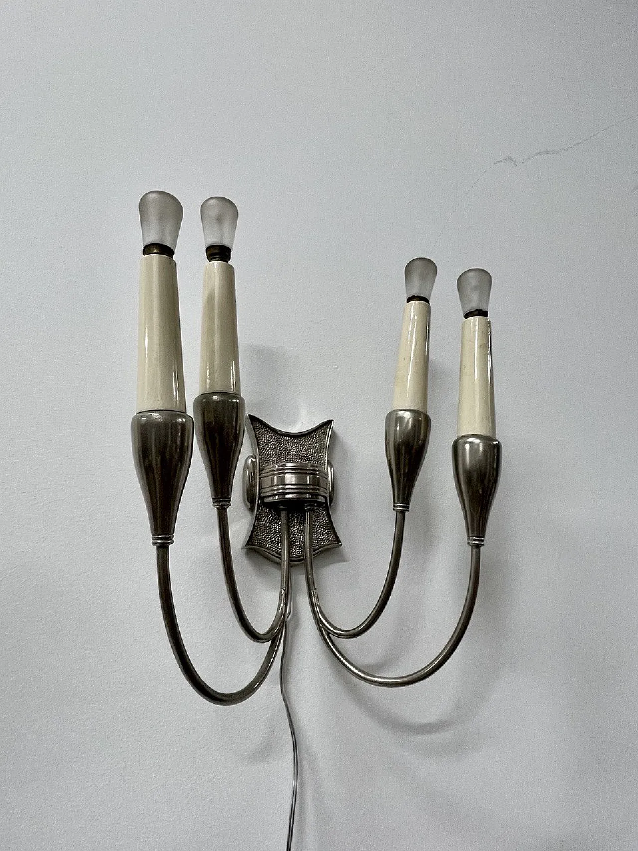 Coppia Di Appliques di Torlasco In Ottone Nichelato, anni '50 2