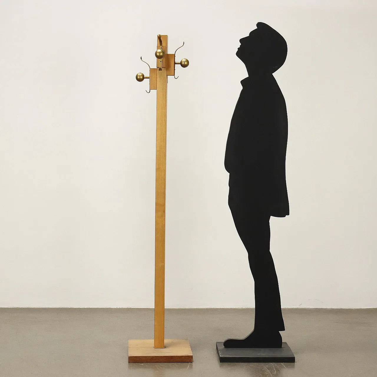 Appendiabiti in faggio e ottone, anni '70 2